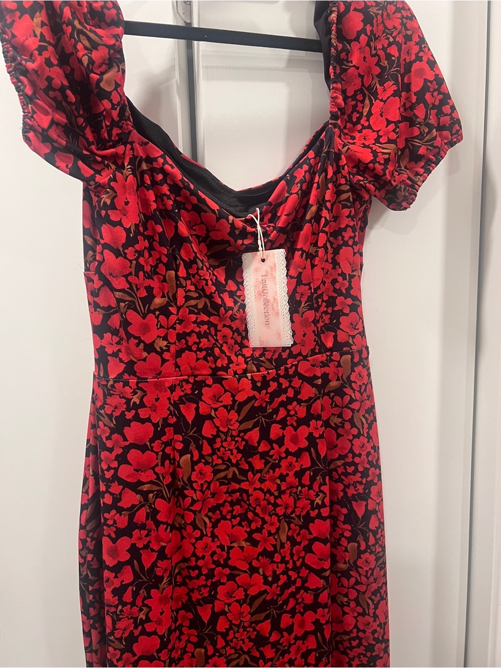 Carmen Puff Sleeve Floral Midi Dress with Ruffle Hem - Picture 6 of 9